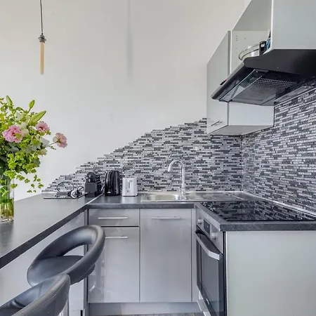 Guestready - Bright And Airy In Centre Ville * Cannes